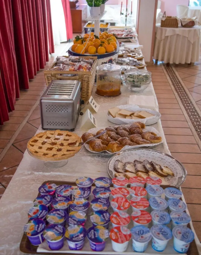 Assinos Palace Hotel Giardini Naxos