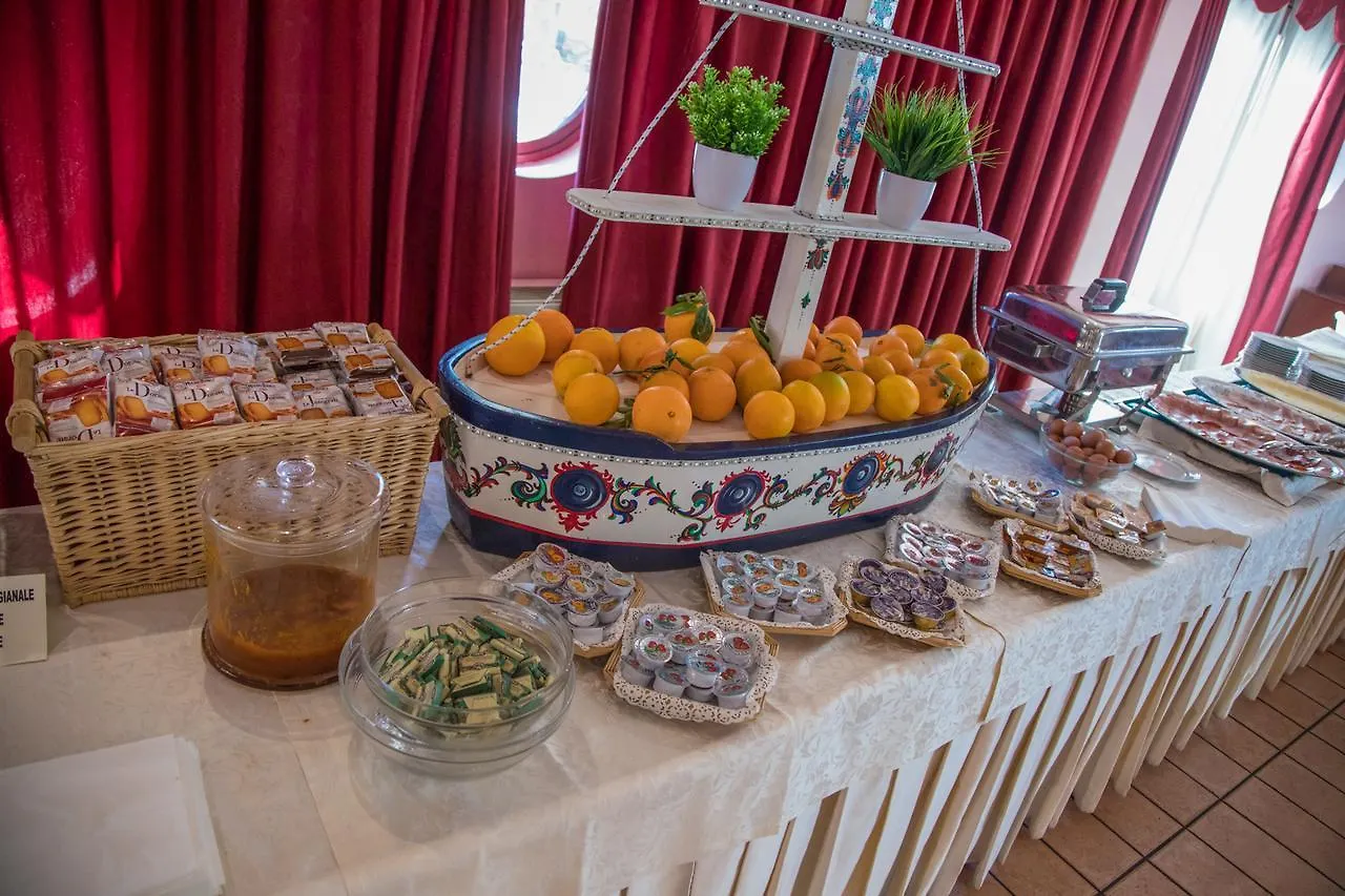 Assinos Palace Hotel Giardini Naxos